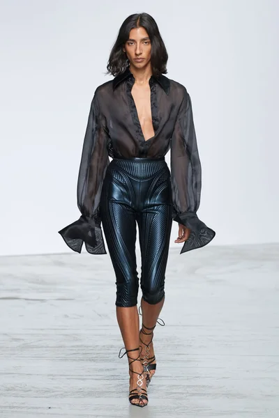 Look 2